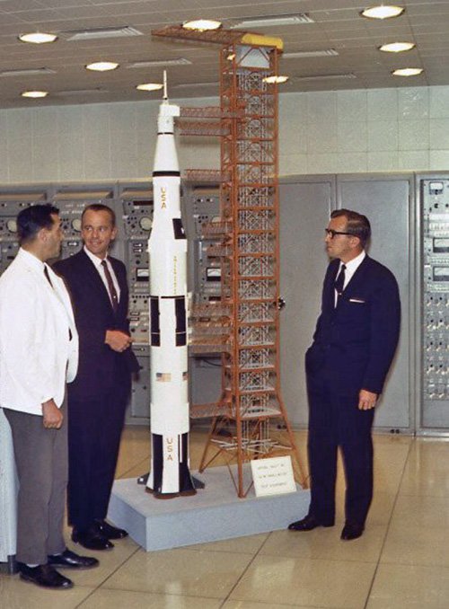 Alan Shepard and Wally Smallwood's Saturn V