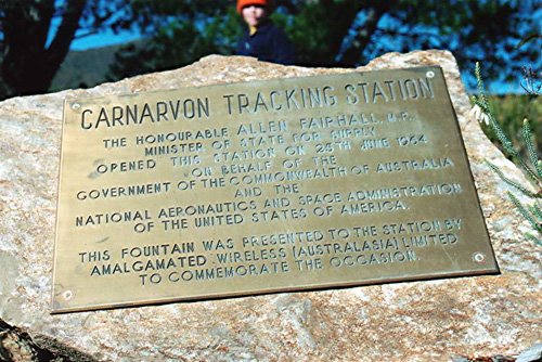 Carnarvon plaque at Tidbinbilla