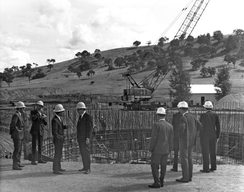 DSS-43 under construction